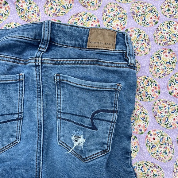 American Eagle distressed next level stretch high rise jegging size 0 - Picture 5 of 9